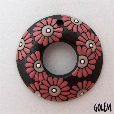dark donut, pink daisies
