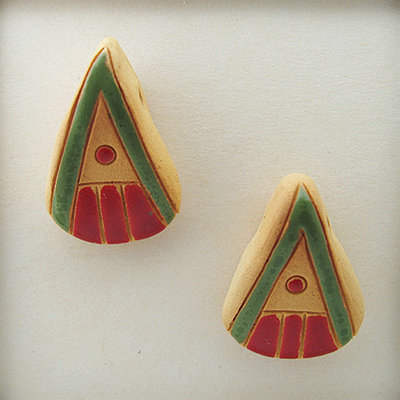 Triangle pattern, red & green