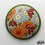 round cabochon, daisies and ladybugs
