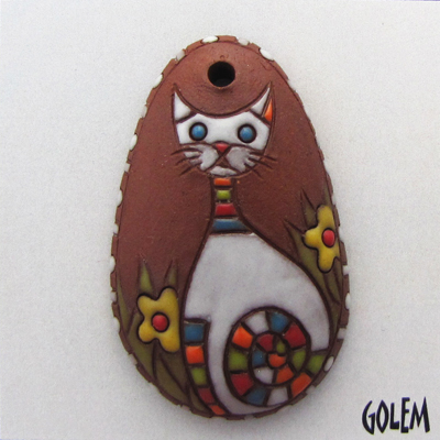 Long terracotta oval pendant, skiny white cat