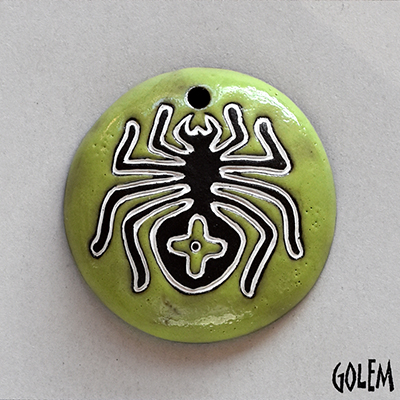 Round pendant, Spider, Lime Light & White on dark